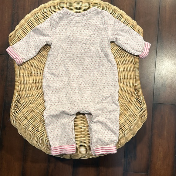 Baby Gap pink and grey romper size 3-6 months - Picture 4 of 4